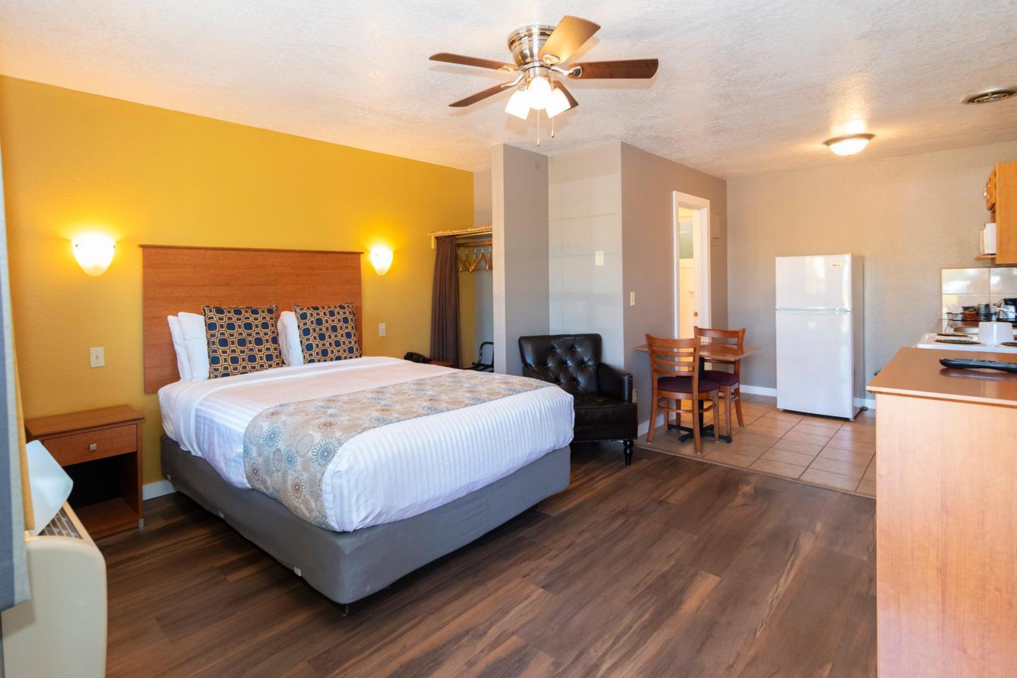 Nordic Inn And Suites Portland Buitenkant foto