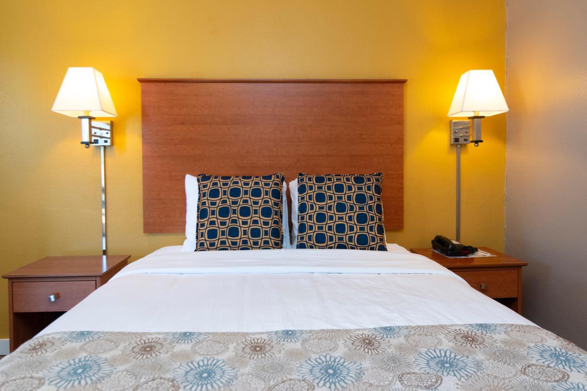 Nordic Inn And Suites Portland Buitenkant foto