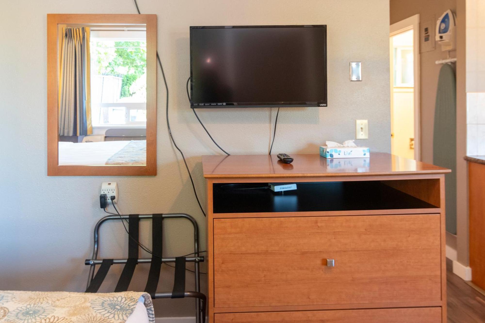 Nordic Inn And Suites Portland Buitenkant foto