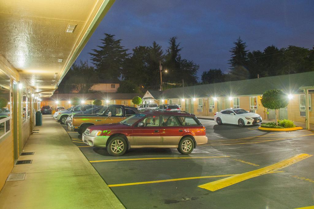 Nordic Inn And Suites Portland Buitenkant foto