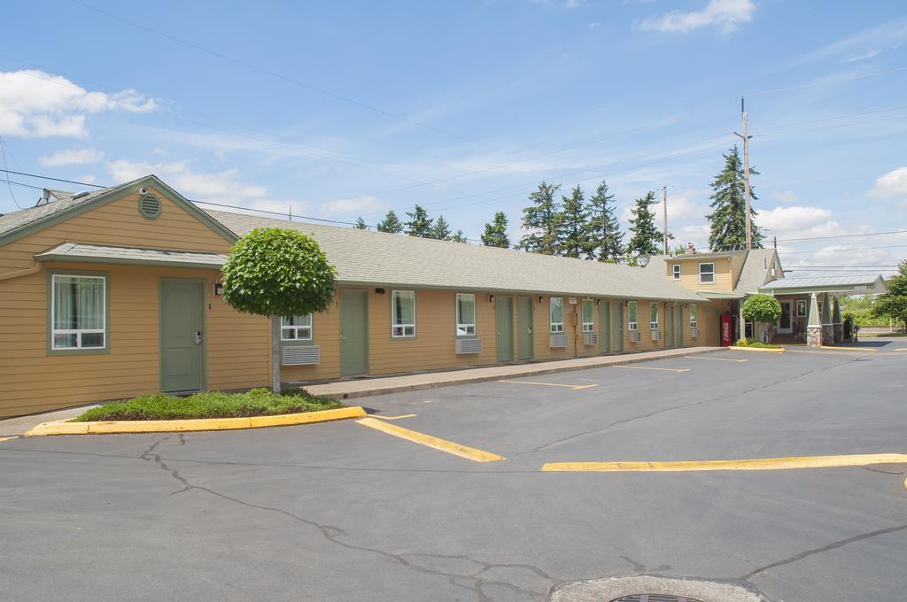 Nordic Inn And Suites Portland Buitenkant foto