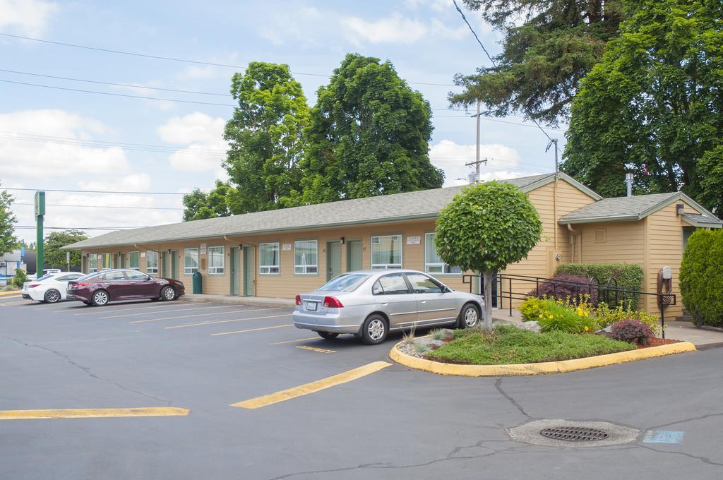 Nordic Inn And Suites Portland Buitenkant foto